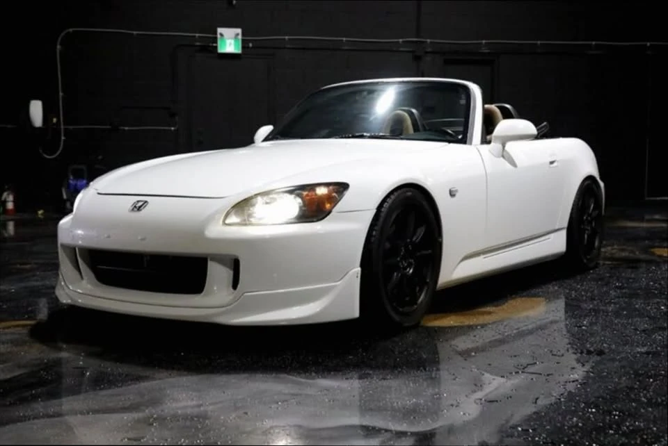 2004 Honda AP2 S2000 - Image 2 of 11