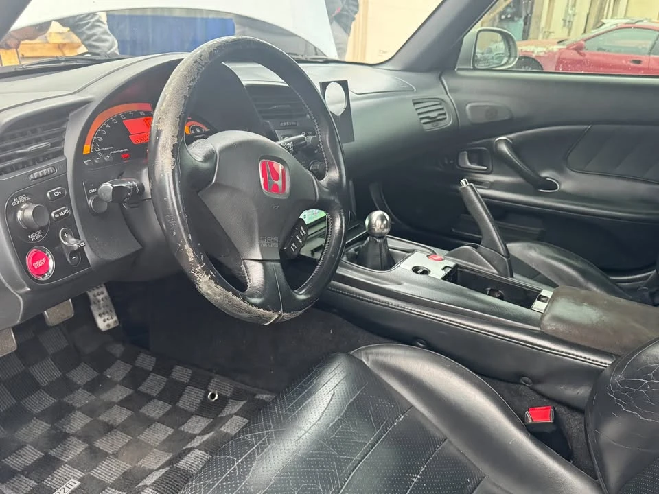 2004 Honda AP2 S2000 - Image 13 of 14