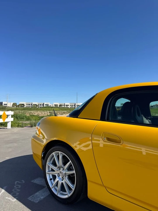 2004 Honda AP2 S2000 - Image 4 of 15