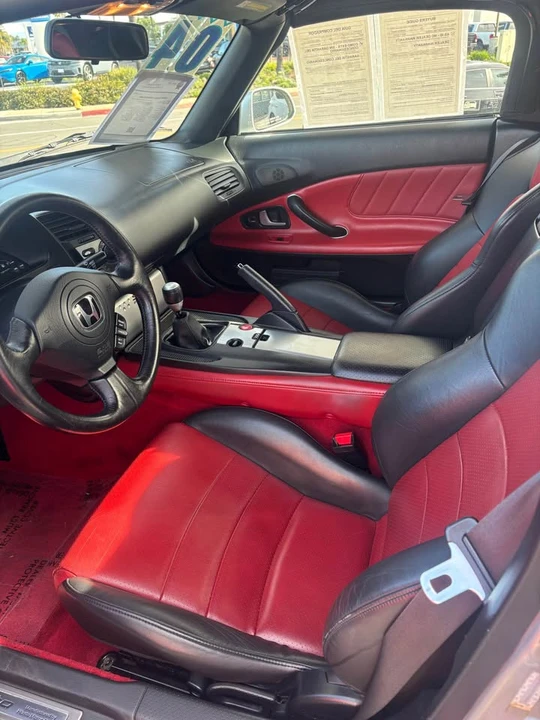 2004 Honda AP2 S2000 - Image 7 of 8