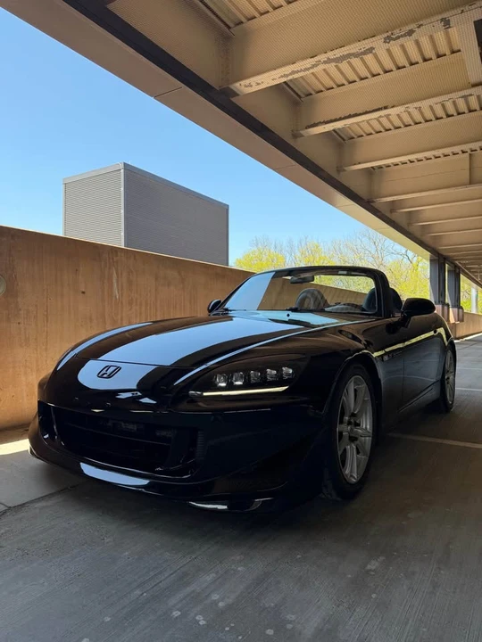 2004 Honda AP2 S2000 - Image 8 of 14