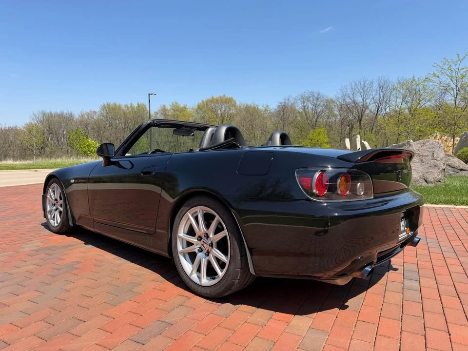 2004 Honda AP2 S2000 - Image 3 of 14