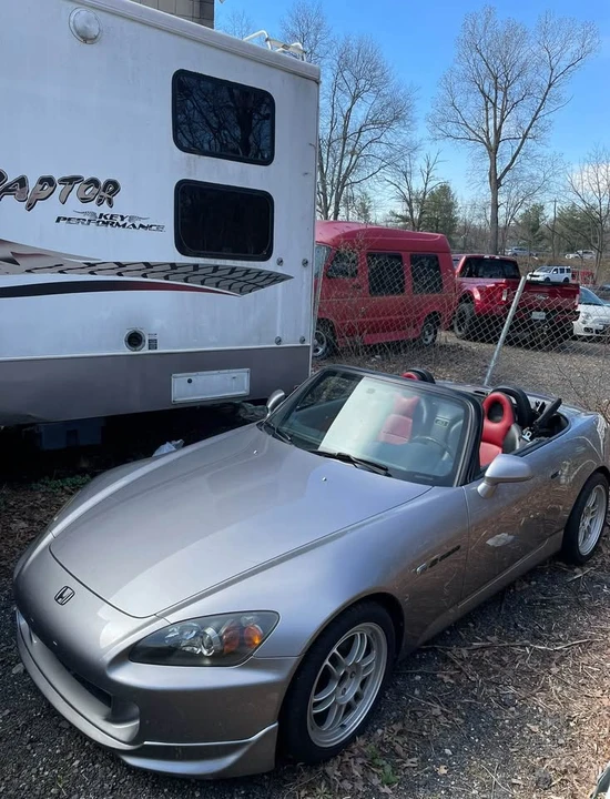 2004 Honda AP2 S2000 - Image 2 of 6