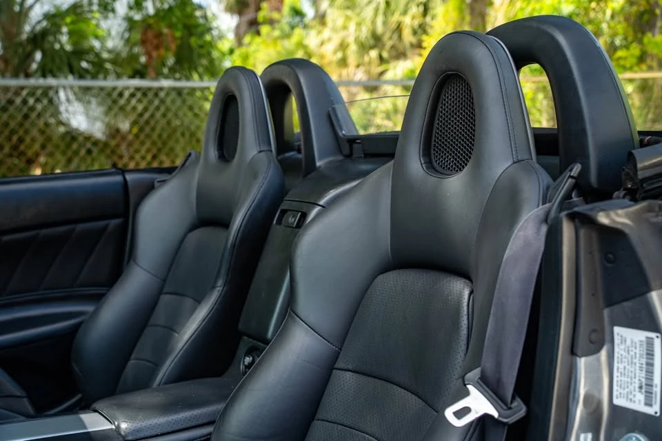 2004 Honda AP2 S2000 - Image 2 of 20