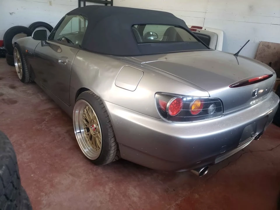 2004 Honda AP2 S2000 - Image 2 of 18