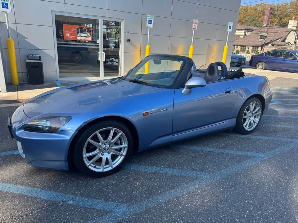 2004 Honda AP2 S2000 - Image 3 of 4
