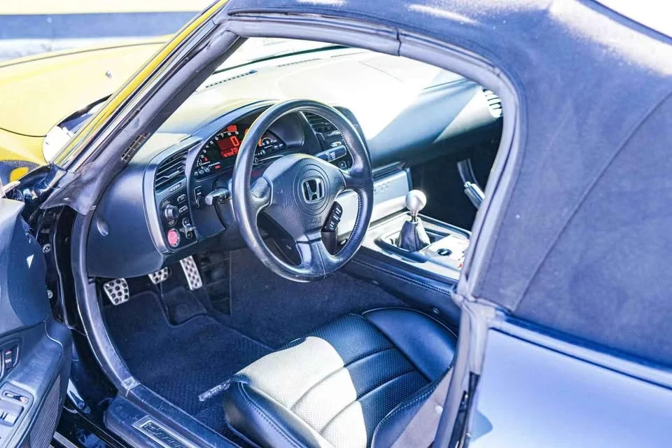 2004 Honda AP2 S2000 - Image 10 of 15