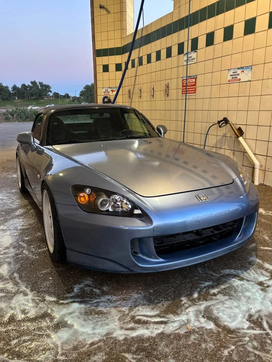 2004 Honda AP2 S2000 - Image 2 of 14