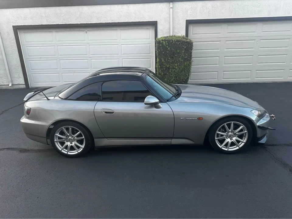 2004 Honda AP2 S2000 - Image 2 of 12