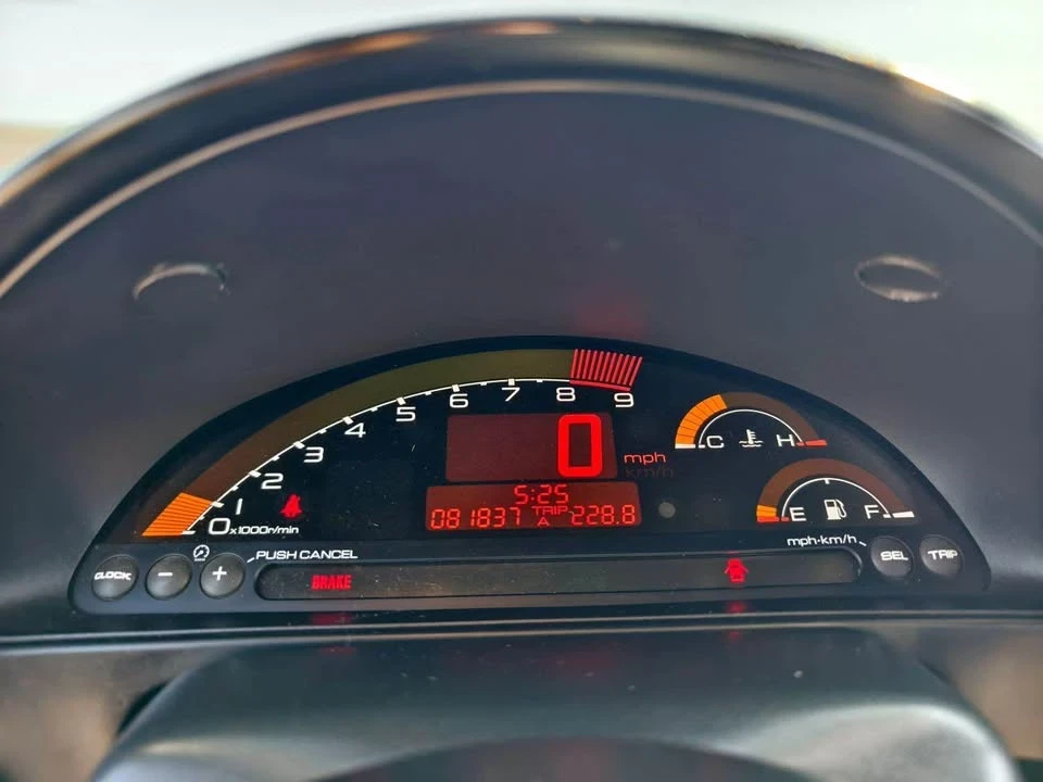 2004 Honda AP2 S2000 - Image 3 of 12