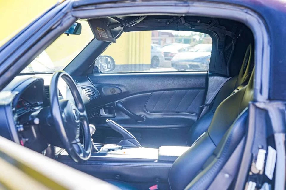 2004 Honda AP2 S2000 - Image 8 of 15