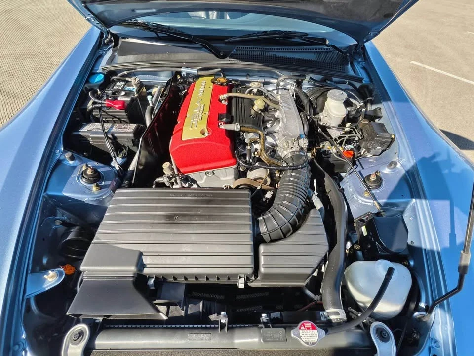 2004 Honda AP2 S2000 - Image 2 of 12