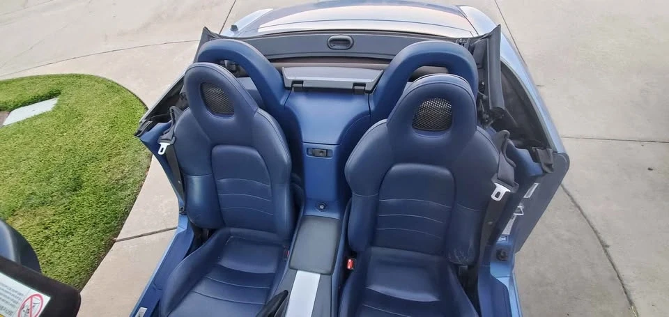 2004 Honda AP2 S2000 - Image 2 of 15