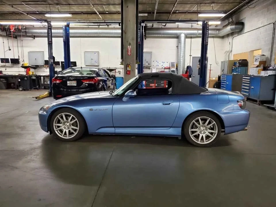 2004 Honda AP2 S2000 - Image 8 of 15