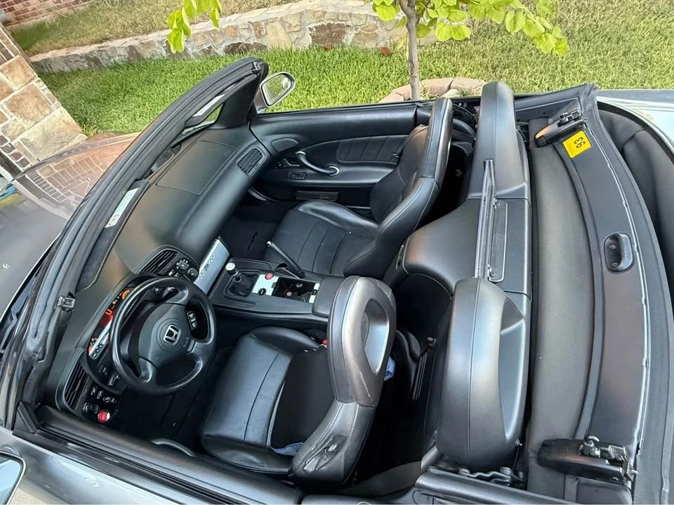 2004 Honda AP2 S2000 - Image 6 of 10