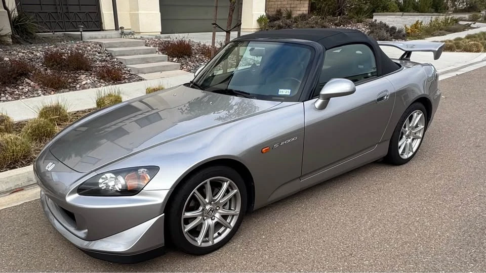 2004 Honda AP2 S2000 - Image 2 of 6