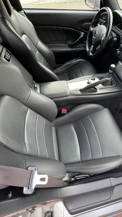 2004 Honda AP2 S2000 - Image 3 of 6