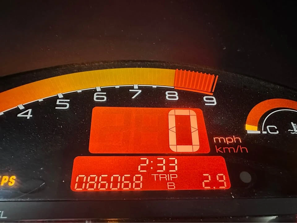 2004 Honda AP2 S2000 - Image 3 of 3