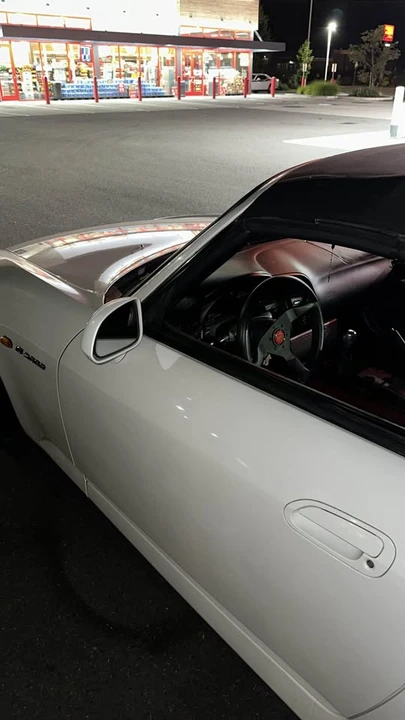 2004 Honda AP2 S2000 - Image 8 of 9