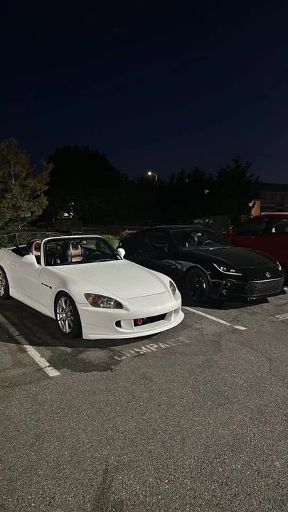 2004 Honda AP2 S2000 - Image 2 of 9