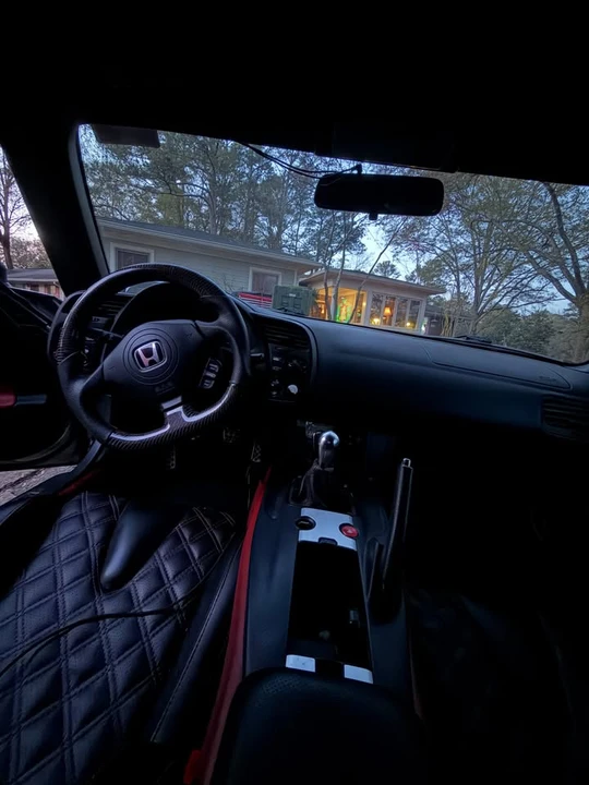2004 Honda AP2 S2000 - Image 7 of 8