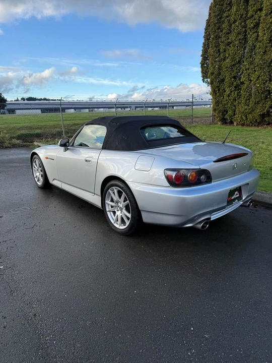 2004 Honda AP2 S2000 - Image 8 of 17