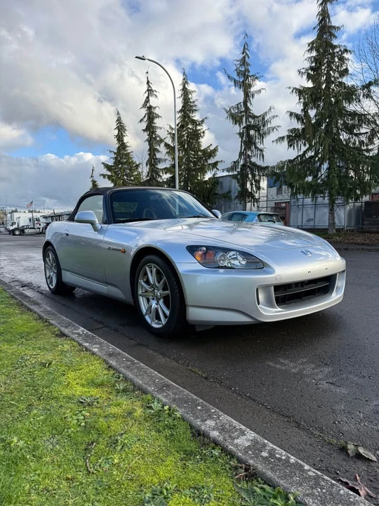2004 Honda AP2 S2000 - Image 2 of 17