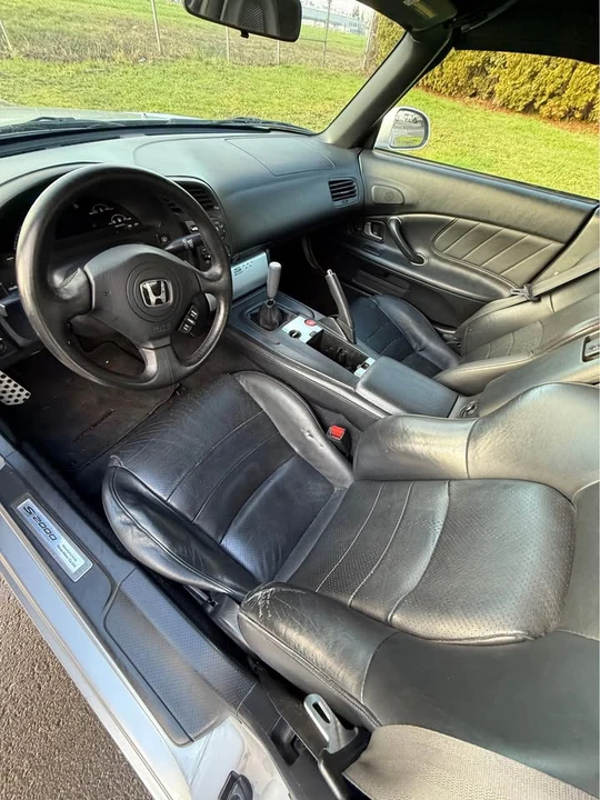 2004 Honda AP2 S2000 - Image 10 of 17