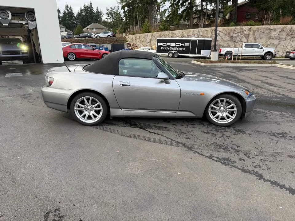 2004 Honda AP2 S2000 - Image 6 of 10