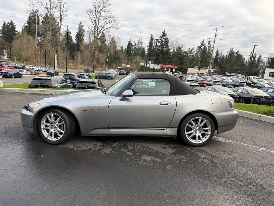 2004 Honda AP2 S2000 - Image 2 of 10