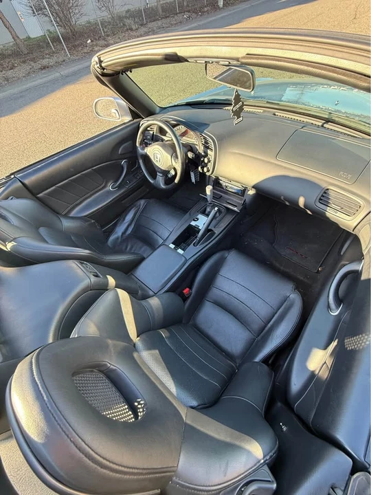 2004 Honda AP2 S2000 - Image 10 of 13
