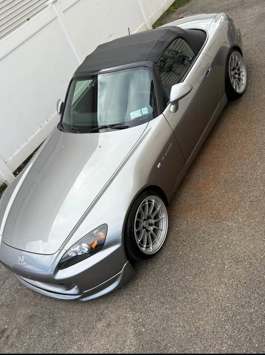 2004 Honda AP2 S2000 - Image 2 of 8