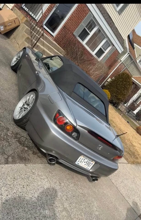 2004 Honda AP2 S2000 - Image 6 of 8