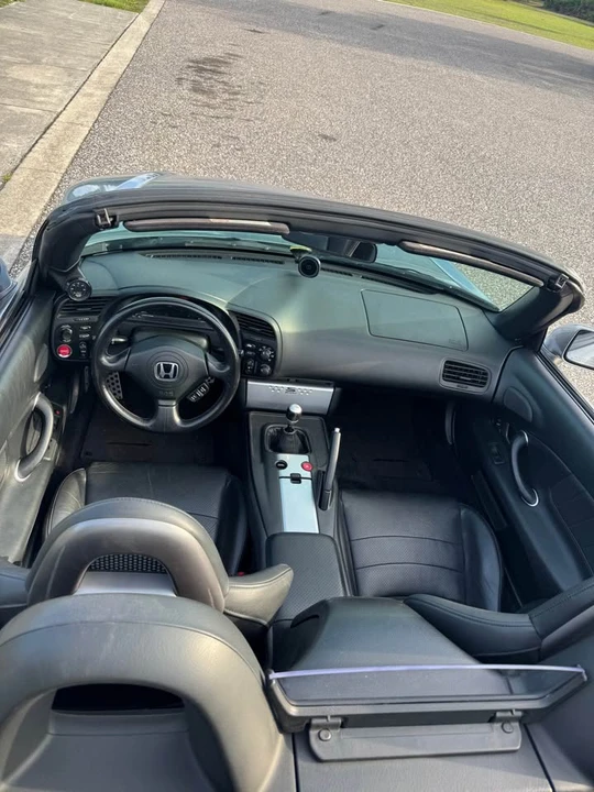 2004 Honda AP2 S2000 - Image 18 of 19
