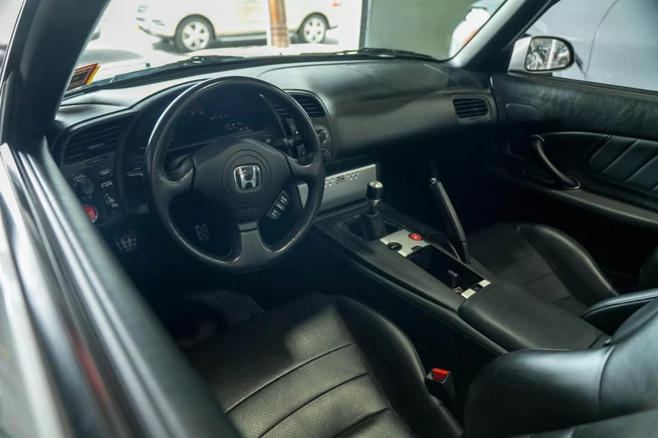 2004 Honda AP2 S2000 - Image 5 of 15