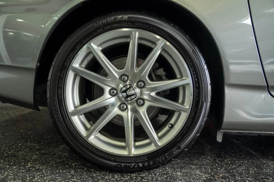 2004 Honda AP2 S2000 - Image 8 of 15