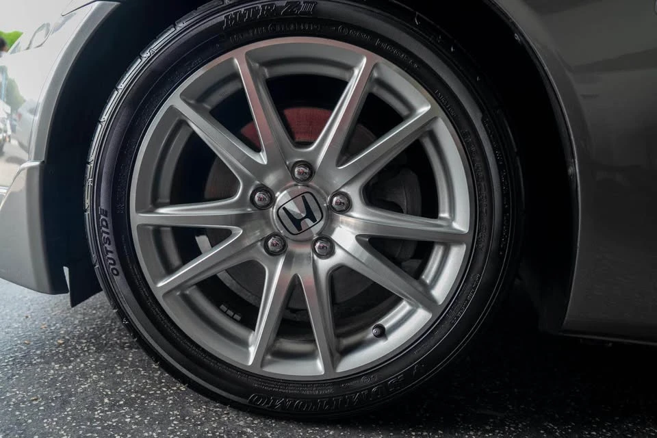 2004 Honda AP2 S2000 - Image 9 of 15