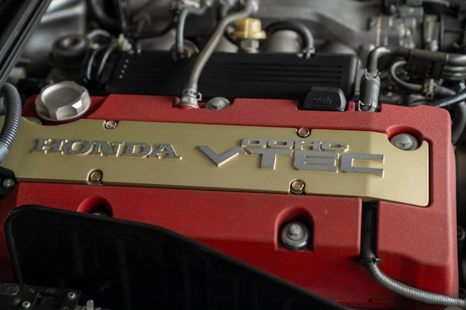 2004 Honda AP2 S2000 - Image 11 of 15