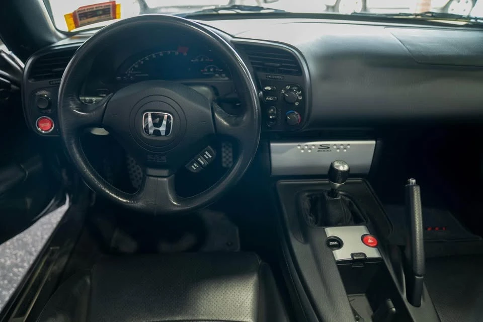 2004 Honda AP2 S2000 - Image 4 of 15