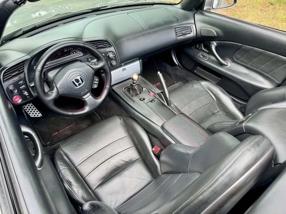 2004 Honda AP2 S2000 - Image 6 of 10