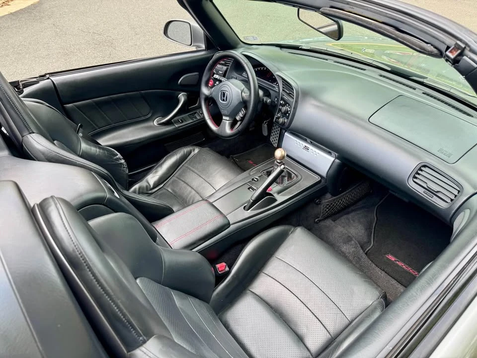 2004 Honda AP2 S2000 - Image 7 of 10