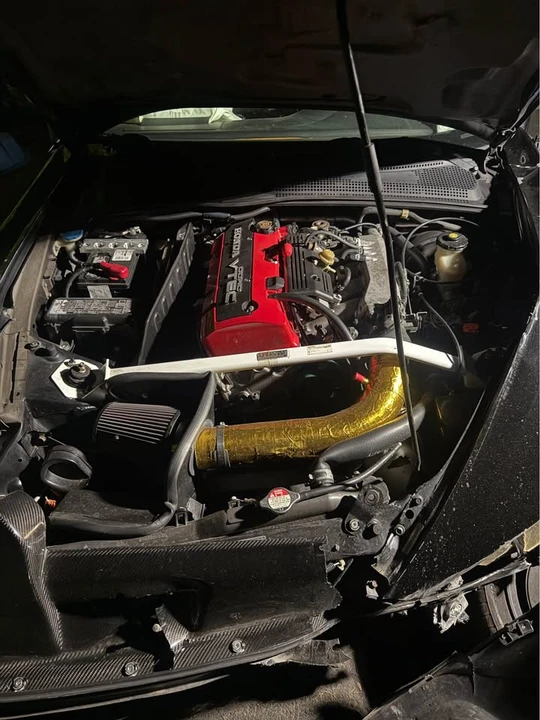 2004 Honda AP2 S2000 - Image 2 of 5