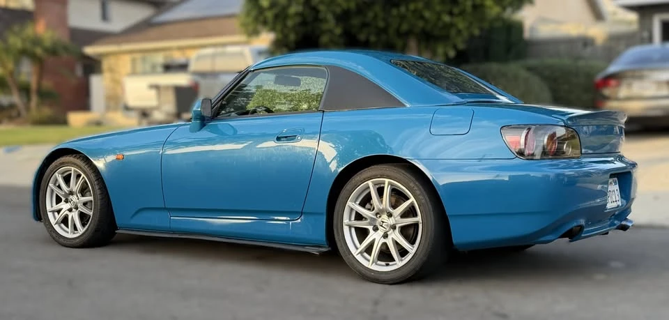 2004 Honda AP2 S2000 - Image 2 of 11