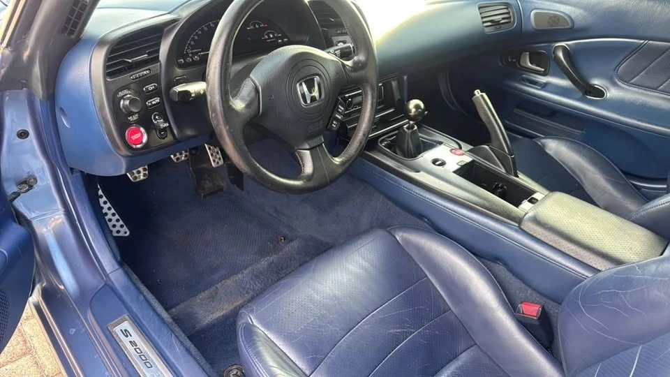 2004 Honda AP2 S2000 - Image 4 of 7