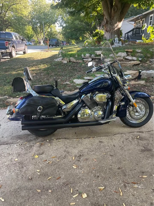 2004 Honda Motorcycles - Image 3 of 12