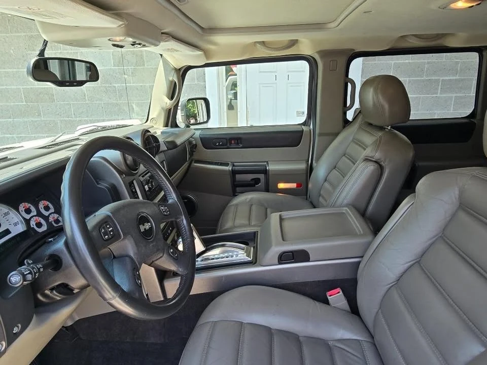 2004 Hummer Hummer H2 - Image 17 of 20