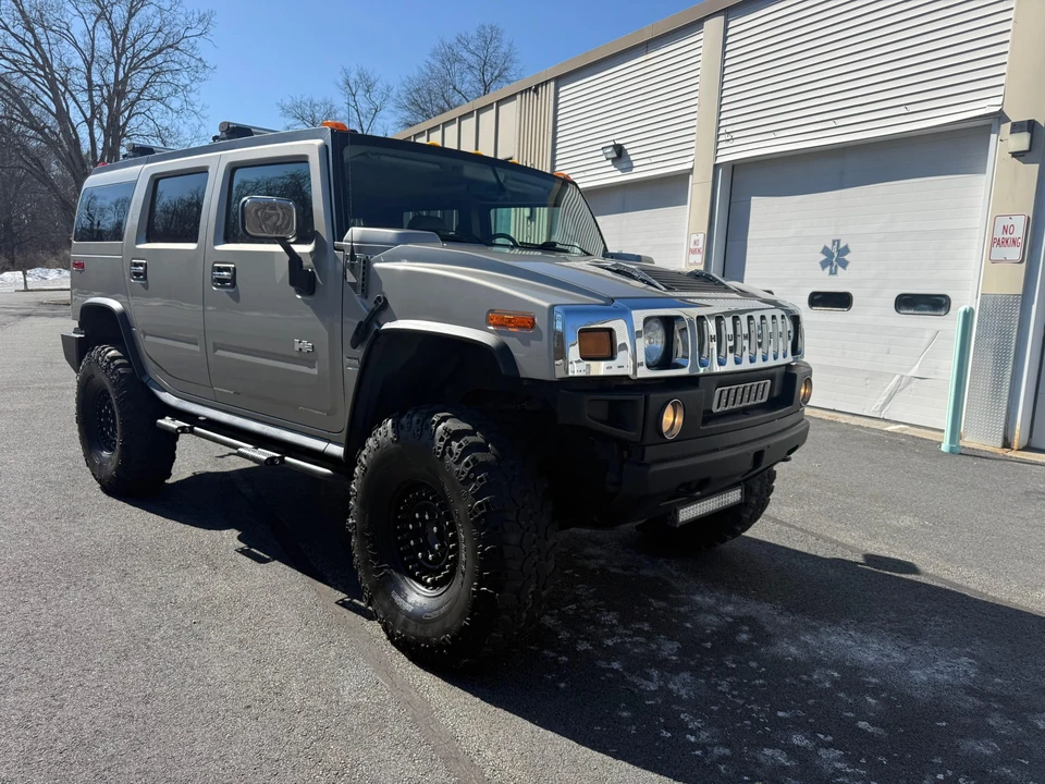 2004 Hummer Hummer H2 - Image 2 of 31