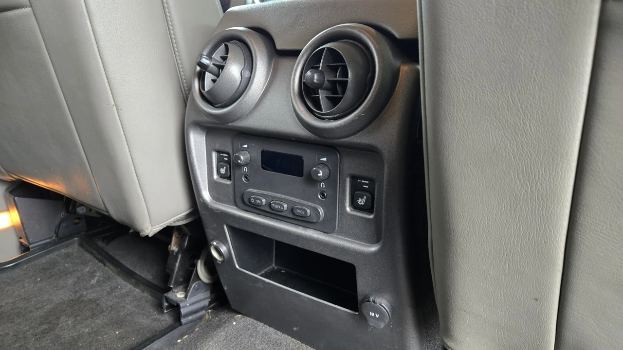 2004 Hummer Hummer H2 - Image 8 of 11