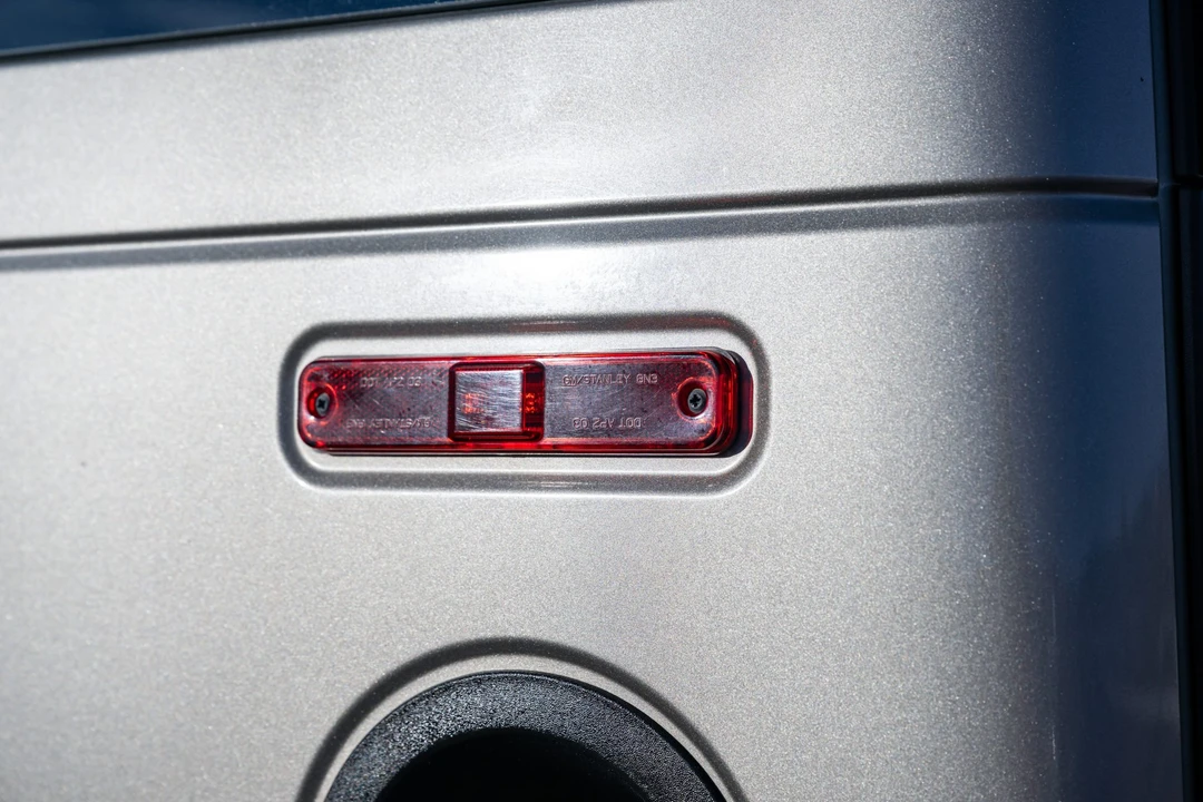 2004 Hummer Hummer H2 - Image 16 of 31