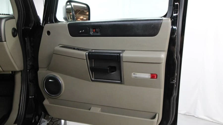 2004 Hummer Hummer H2 - Image 11 of 31